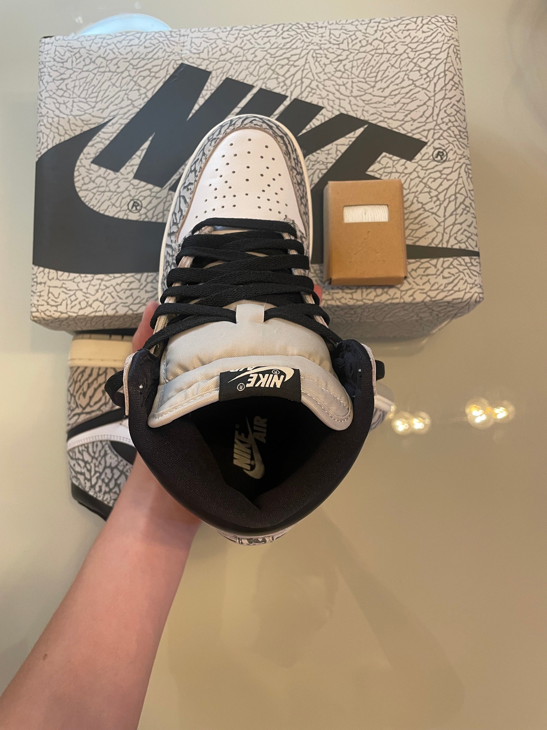 Nike Air Jordan 1 high White Cement